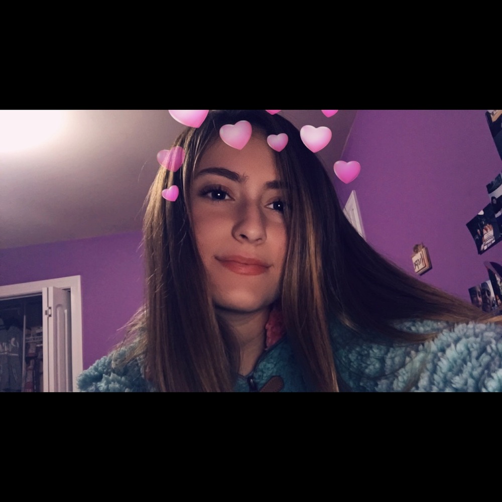 Meet your Posher, Abigail